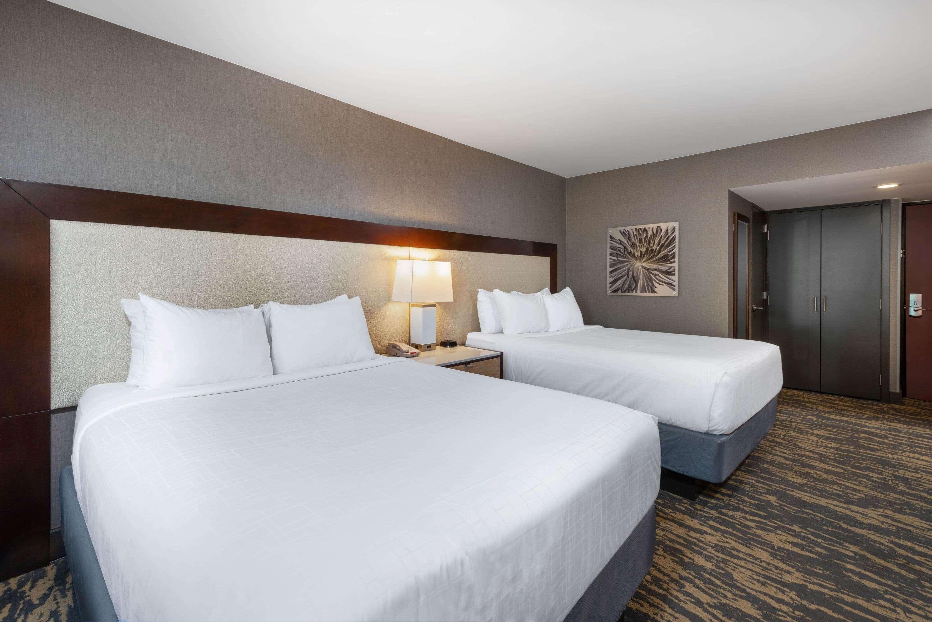 Resort Wyndham Lancaster And Convention Center
