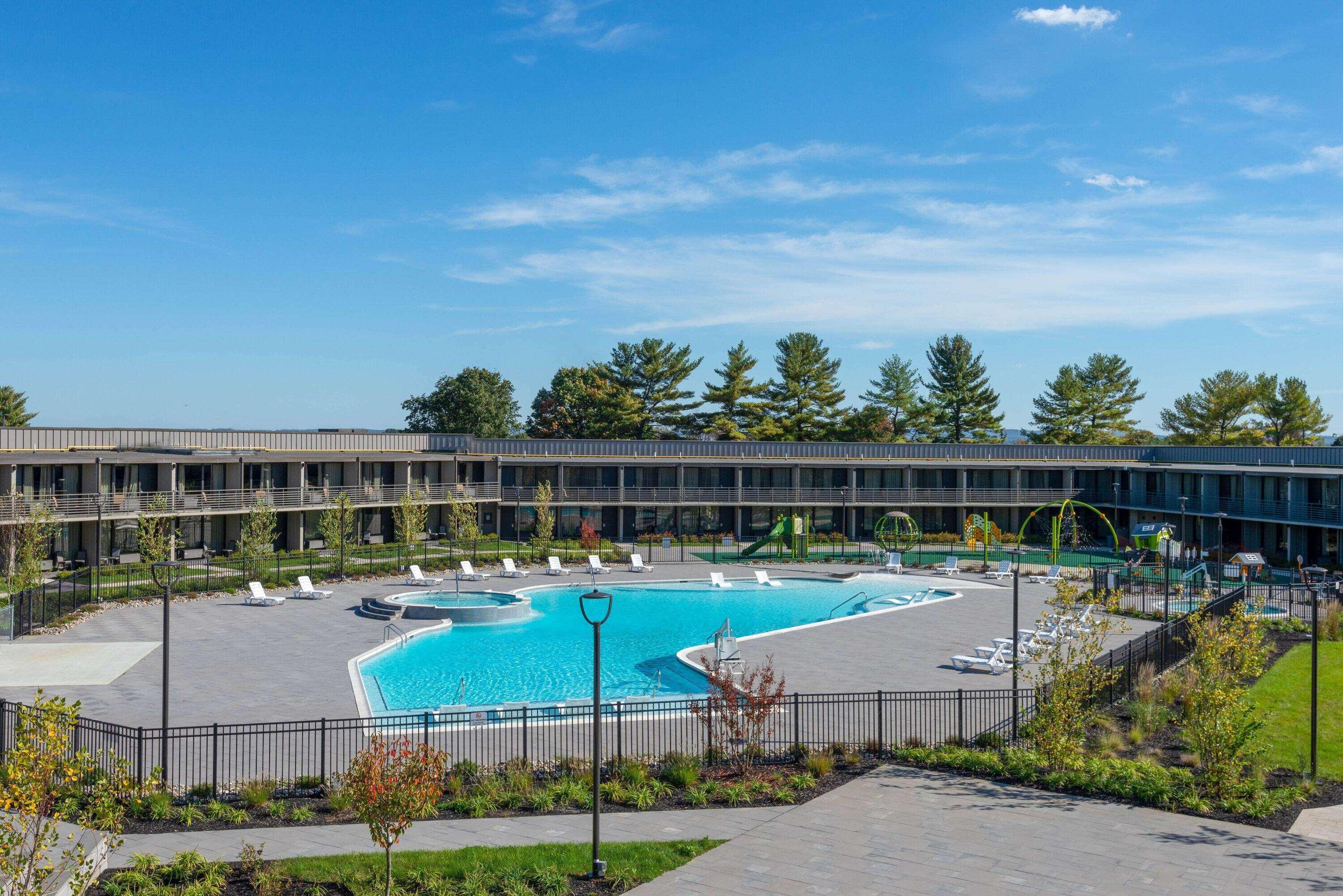 Resort Wyndham Lancaster And Convention Center