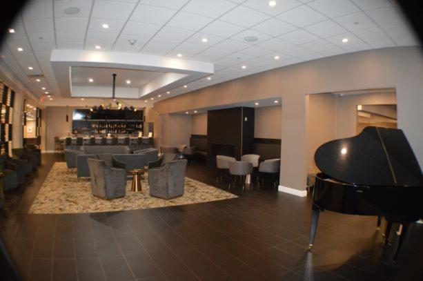 Wyndham Lancaster And Convention Center Resort